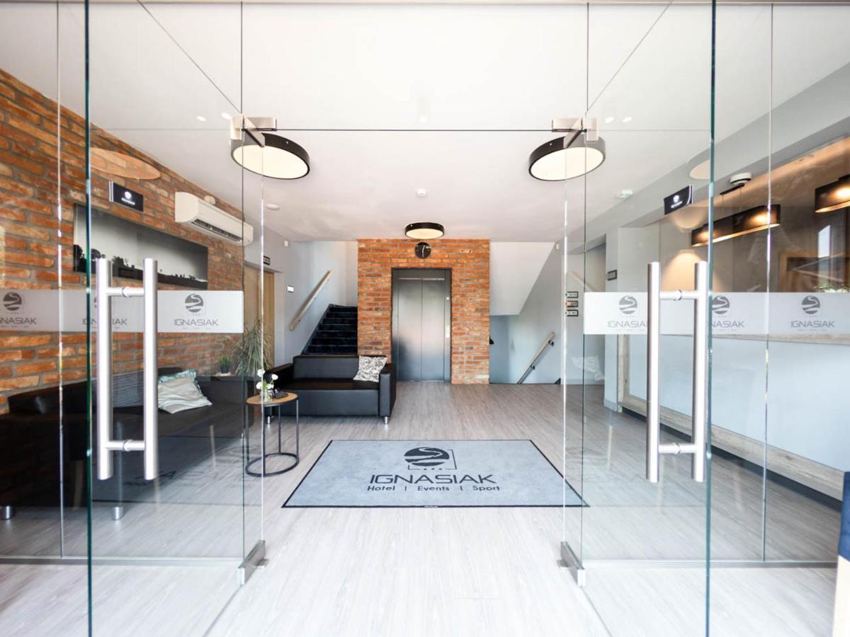 Ignasiak Hotel Вжесня Экстерьер фото