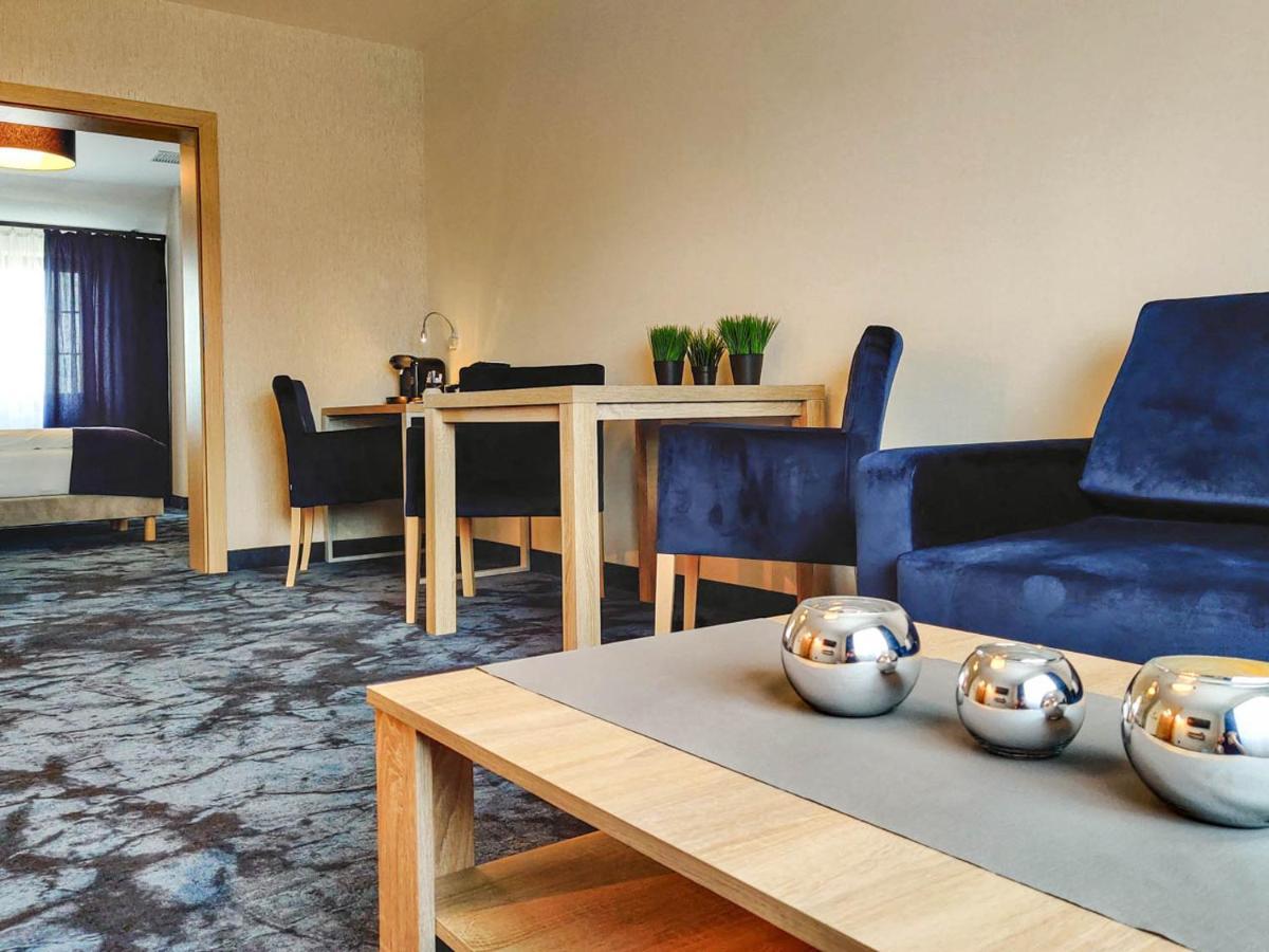 Ignasiak Hotel Вжесня Экстерьер фото