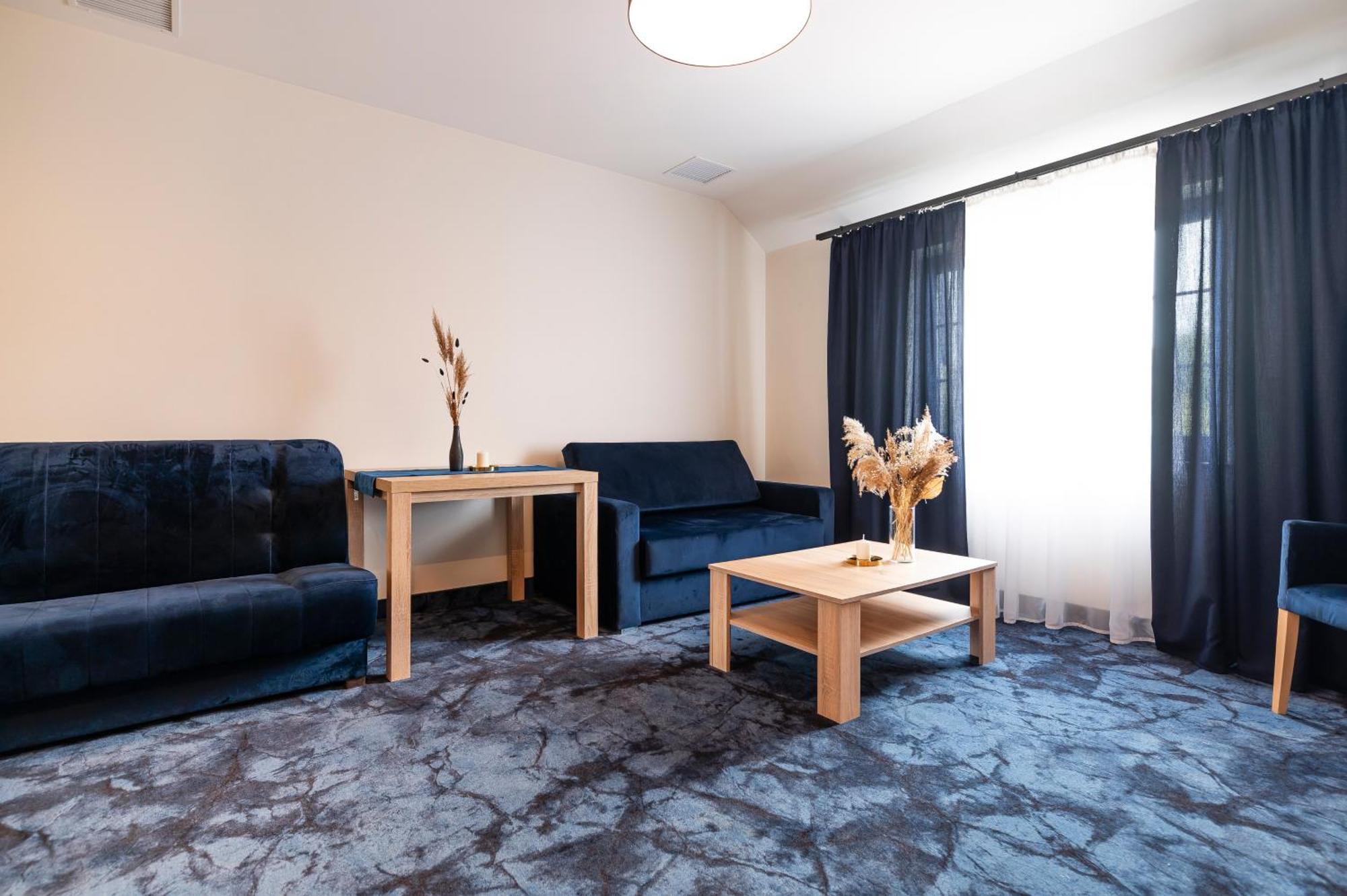 Ignasiak Hotel Вжесня Экстерьер фото